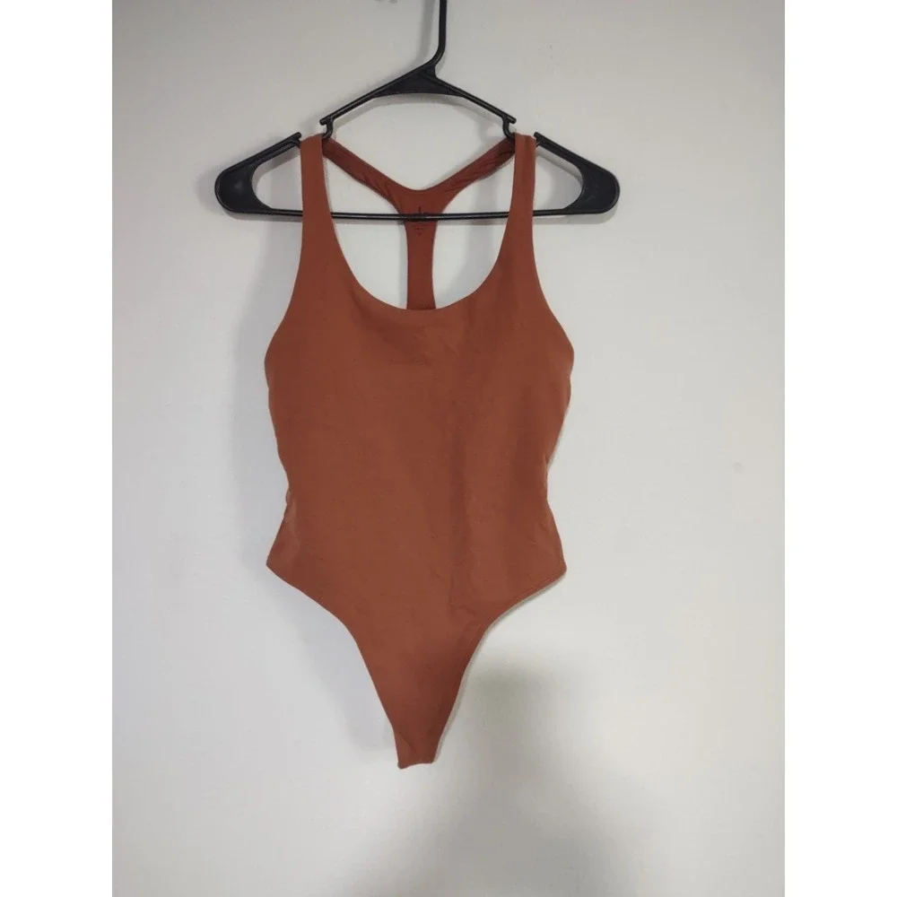 Alo Yoga Airbrush Hot Shot Bodysuit - Brown Size M